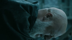 extant_GameOfThrones_5x03-HighSparrow_4227