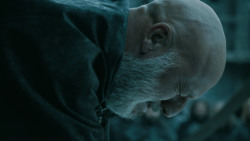 extant_GameOfThrones_5x03-HighSparrow_4231