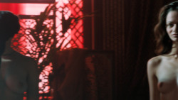 extant_GameOfThrones_5x03-HighSparrow_4325