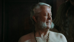 extant_GameOfThrones_5x03-HighSparrow_4334