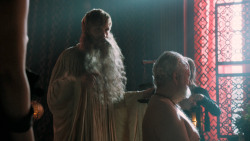 extant_GameOfThrones_5x03-HighSparrow_4336