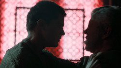 extant_GameOfThrones_5x03-HighSparrow_4378