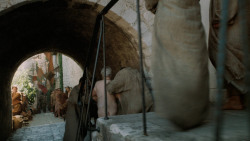 extant_GameOfThrones_5x03-HighSparrow_4399