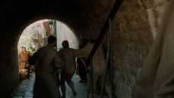 extant_GameOfThrones_5x03-HighSparrow_4401