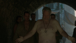 extant_GameOfThrones_5x03-HighSparrow_4408