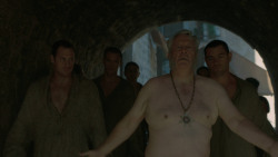 extant_GameOfThrones_5x03-HighSparrow_4411