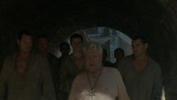 extant_GameOfThrones_5x03-HighSparrow_4415