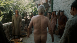 extant_GameOfThrones_5x03-HighSparrow_4421