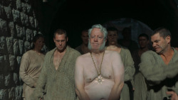 extant_GameOfThrones_5x03-HighSparrow_4423