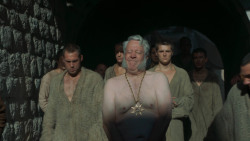 extant_GameOfThrones_5x03-HighSparrow_4424