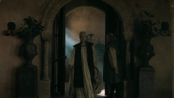 extant_GameOfThrones_5x03-HighSparrow_4444