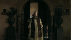 extant_GameOfThrones_5x03-HighSparrow_4448