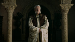 extant_GameOfThrones_5x03-HighSparrow_4456