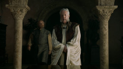 extant_GameOfThrones_5x03-HighSparrow_4461