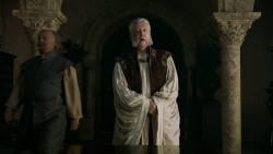 extant_GameOfThrones_5x03-HighSparrow_4463