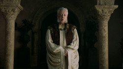 extant_GameOfThrones_5x03-HighSparrow_4500