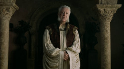 extant_GameOfThrones_5x03-HighSparrow_4514