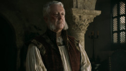 extant_GameOfThrones_5x03-HighSparrow_4523