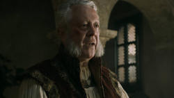 extant_GameOfThrones_5x03-HighSparrow_4582