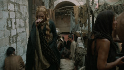 extant_GameOfThrones_5x03-HighSparrow_4640
