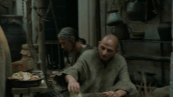 extant_GameOfThrones_5x03-HighSparrow_4655