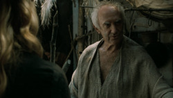 extant_GameOfThrones_5x03-HighSparrow_4698