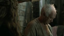 extant_GameOfThrones_5x03-HighSparrow_4838
