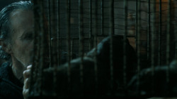 extant_GameOfThrones_5x03-HighSparrow_4939