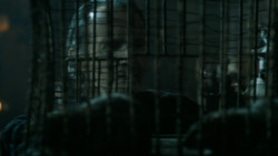extant_GameOfThrones_5x03-HighSparrow_4943