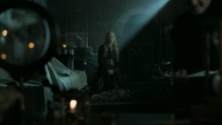 extant_GameOfThrones_5x03-HighSparrow_4989