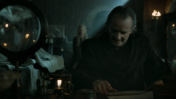 extant_GameOfThrones_5x03-HighSparrow_4995