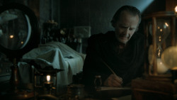 extant_GameOfThrones_5x03-HighSparrow_5015