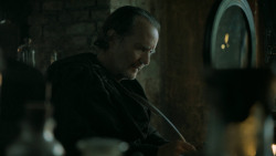 extant_GameOfThrones_5x03-HighSparrow_5040