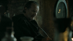 extant_GameOfThrones_5x03-HighSparrow_5042