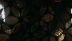 extant_GameOfThrones_5x03-HighSparrow_5447
