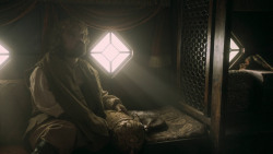 extant_GameOfThrones_5x03-HighSparrow_5456