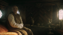 extant_GameOfThrones_5x03-HighSparrow_5517