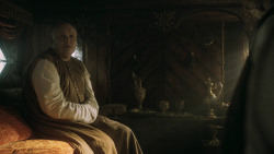 extant_GameOfThrones_5x03-HighSparrow_5519