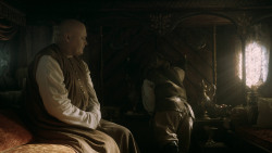 extant_GameOfThrones_5x03-HighSparrow_5538