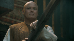 extant_GameOfThrones_5x03-HighSparrow_5753