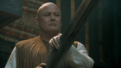 extant_GameOfThrones_5x03-HighSparrow_5757