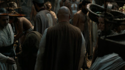 extant_GameOfThrones_5x03-HighSparrow_5803