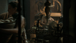 extant_GameOfThrones_5x03-HighSparrow_5814