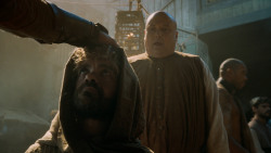 extant_GameOfThrones_5x03-HighSparrow_5828