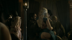 extant_GameOfThrones_5x03-HighSparrow_5957
