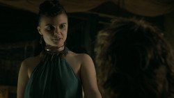 extant_GameOfThrones_5x03-HighSparrow_6108