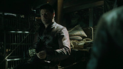 extant_GameOfThrones_5x04-SonsOfTheHarpy_0169