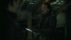 extant_GameOfThrones_5x04-SonsOfTheHarpy_0251