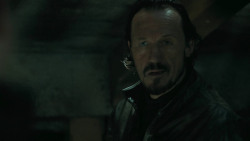 extant_GameOfThrones_5x04-SonsOfTheHarpy_0258