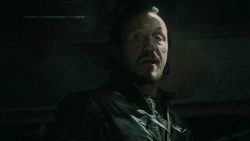 extant_GameOfThrones_5x04-SonsOfTheHarpy_0361
